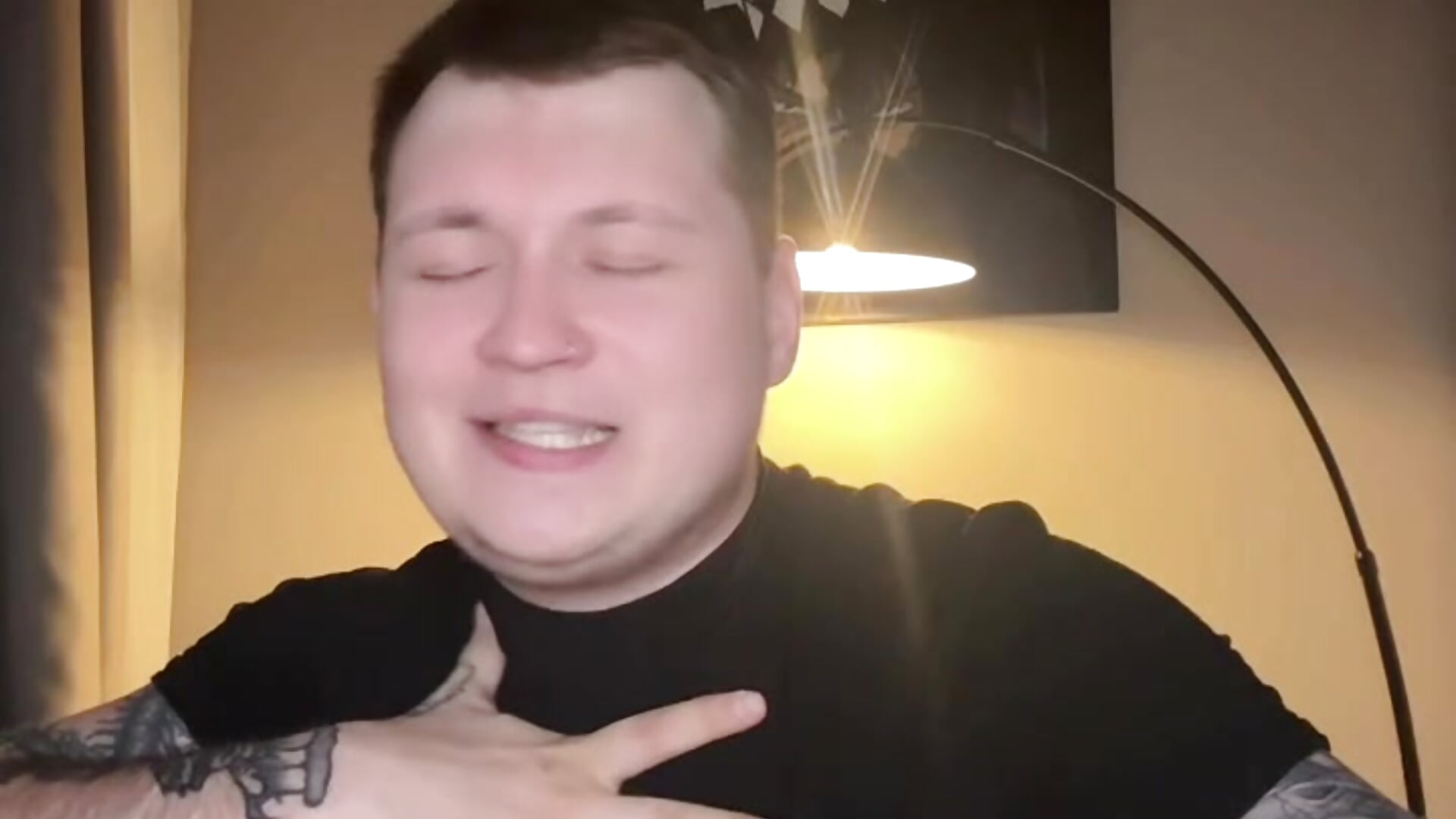 I was singing here :) - video by DavidLur cam model