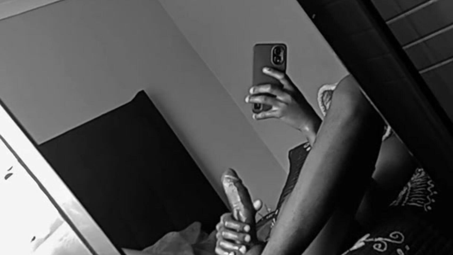 🥵 - فيديو من BigDick2430 موديل الكام