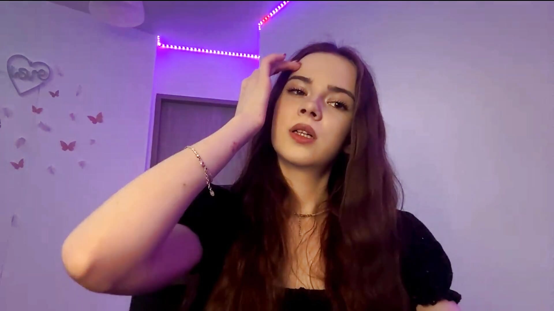 Welcome💕 – video modela na kameri ElieFluttershy