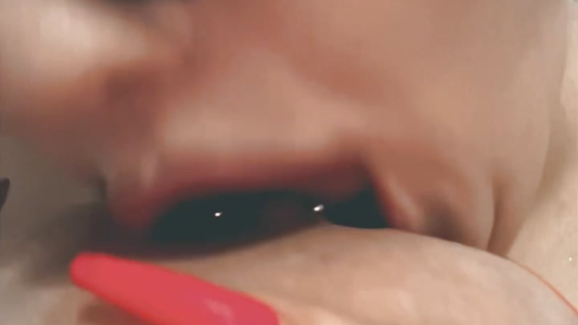 Do you want to try it? 🤔😌 – video od webkamerové modelky Boosty_Nancy