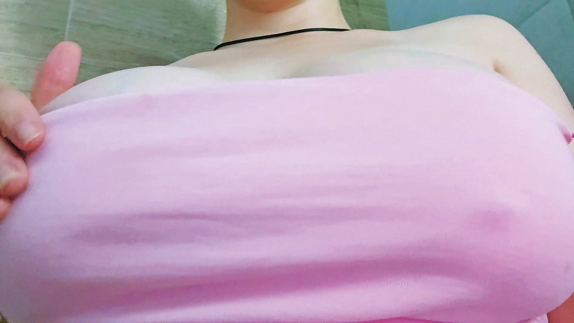 Gentle breast massage... accidentally falling out... – video od webkamerové modelky BellaKvarc