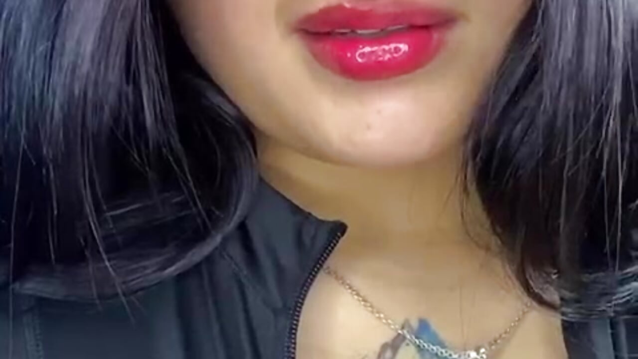 🌸 Besito. - video di rosseeTobe modella di cam