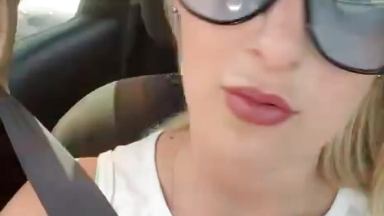 You can sing not only in the bathroom) - video by Velourlab cam model