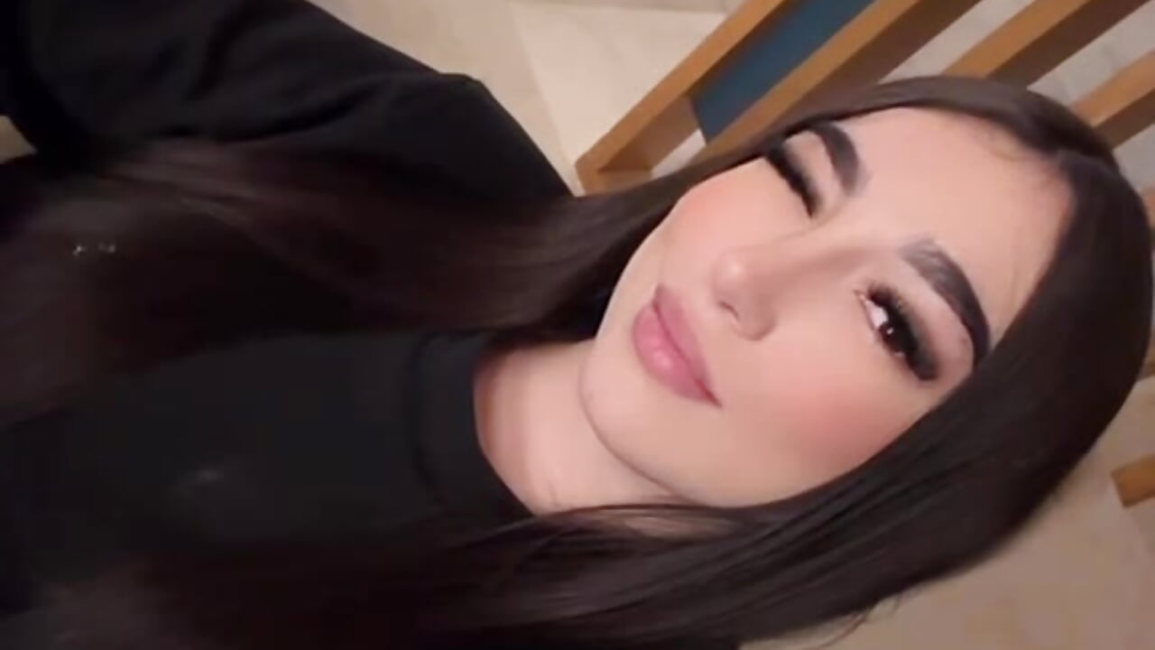 Angel 🥰 – video modela na kameri AngeelBlosoom_