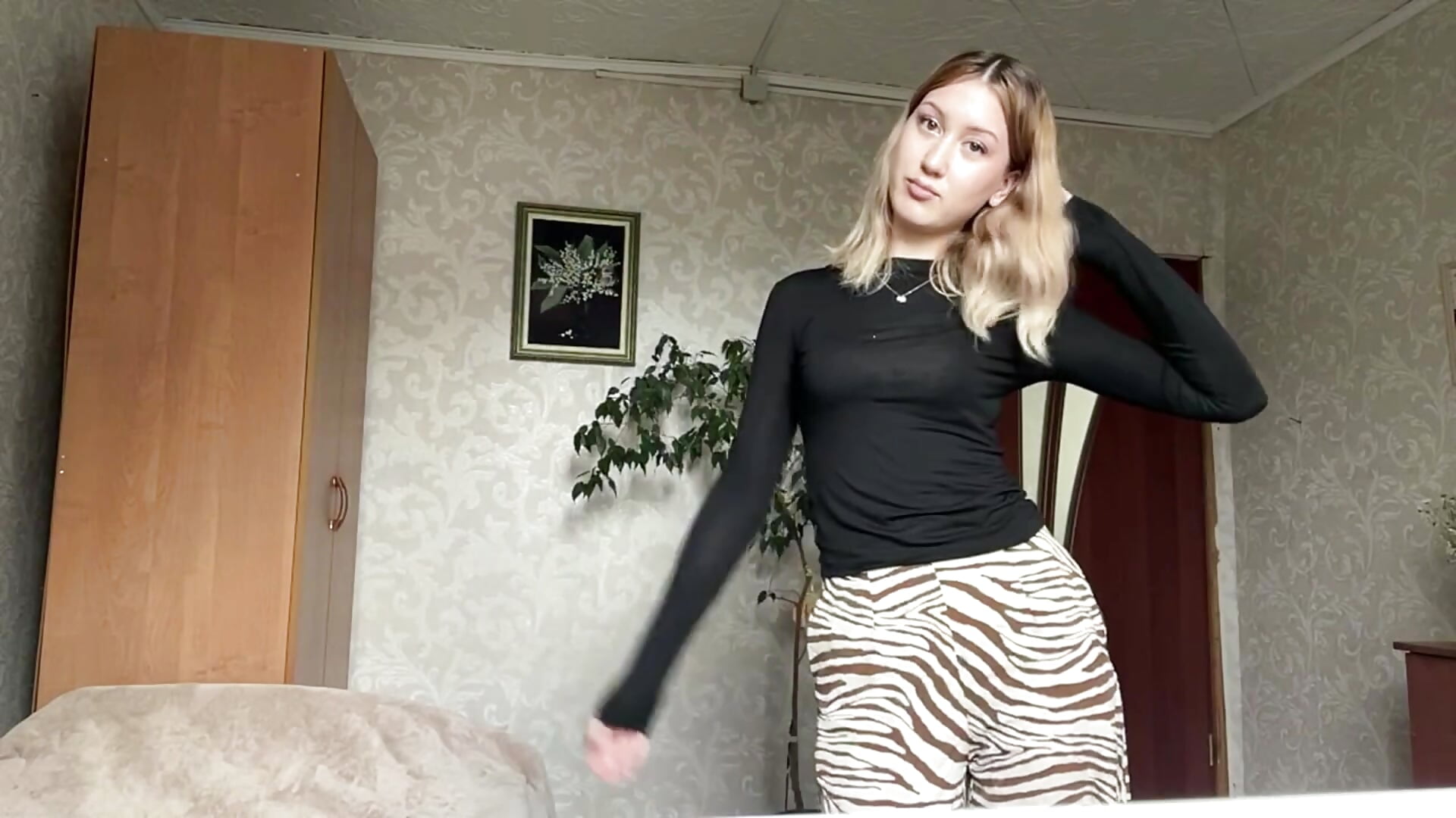 2 - clip cu ArianneQuilantang model videochat