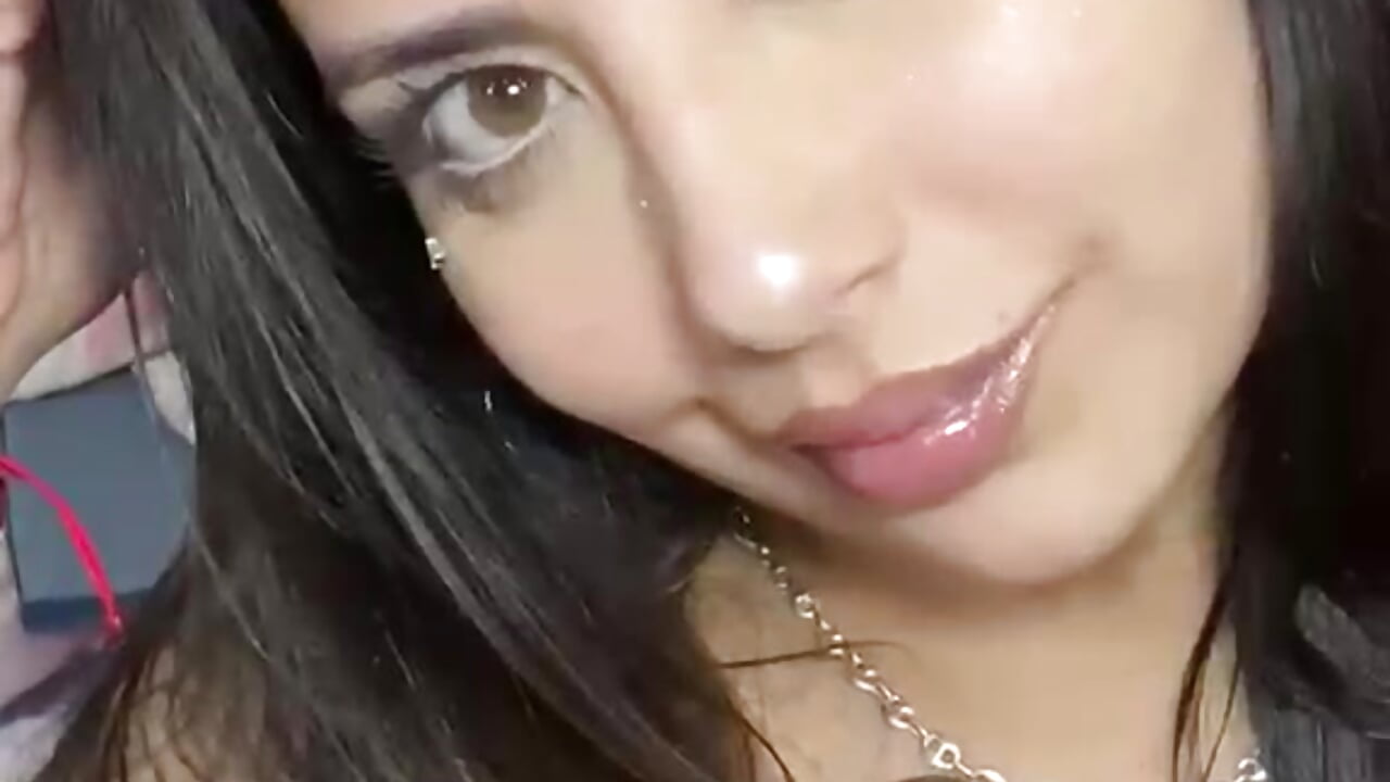 eyes 😋😍 - video di Daisy_Cosette modella di cam