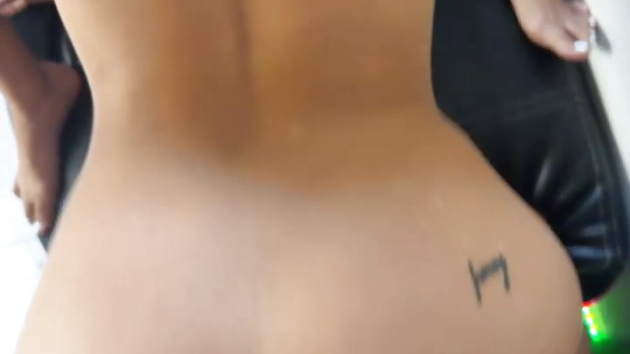 Peter fucks Samy and cums on Liz's tits 🔥🥵