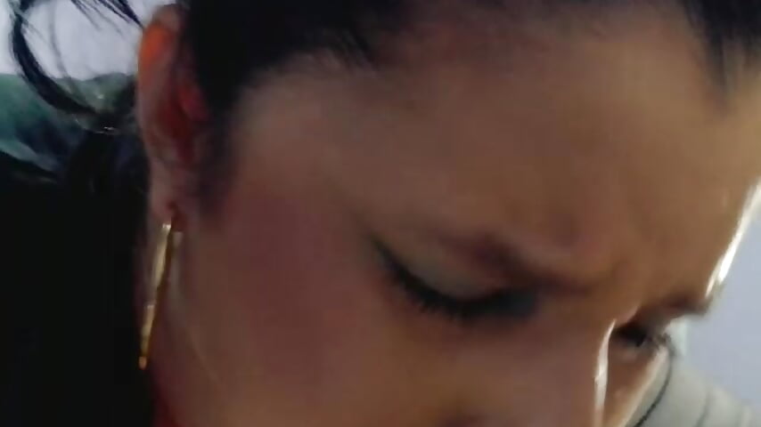 mamada con mucha saliva - video by Frreeya_Bigboobs cam model