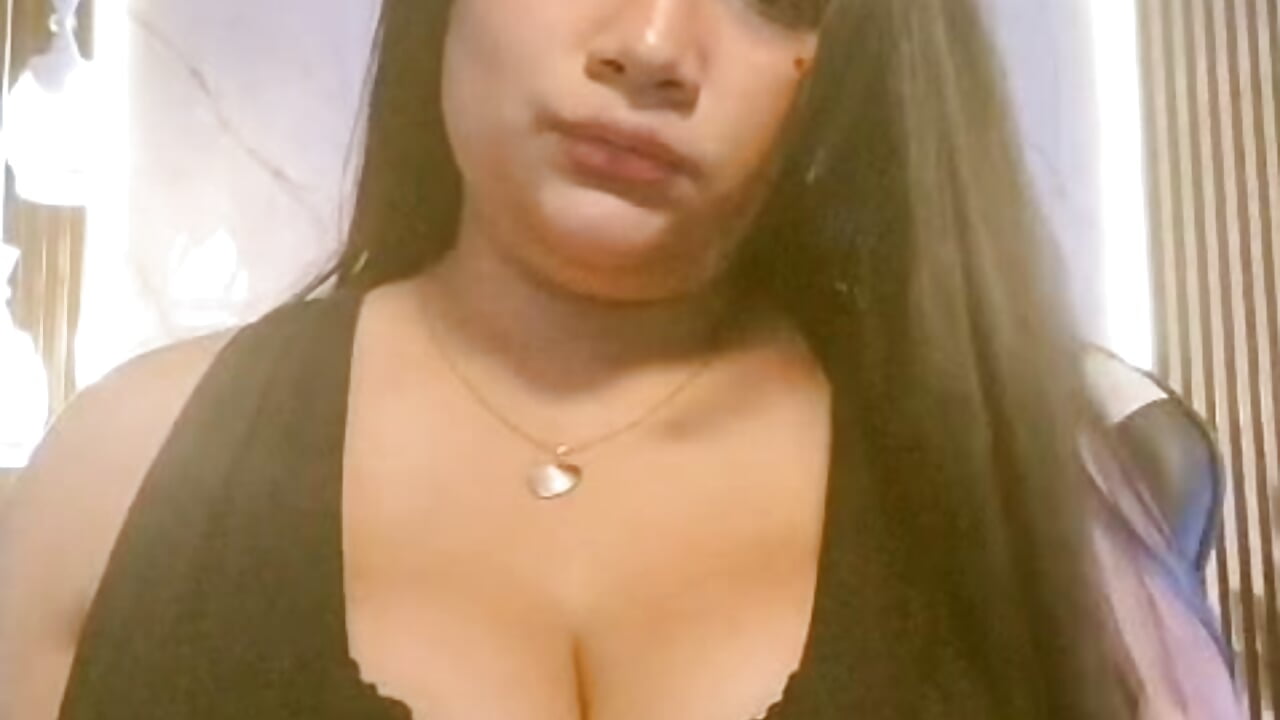 Hello 🖤🖤🖤 - video by Lyra_Moon_ cam model