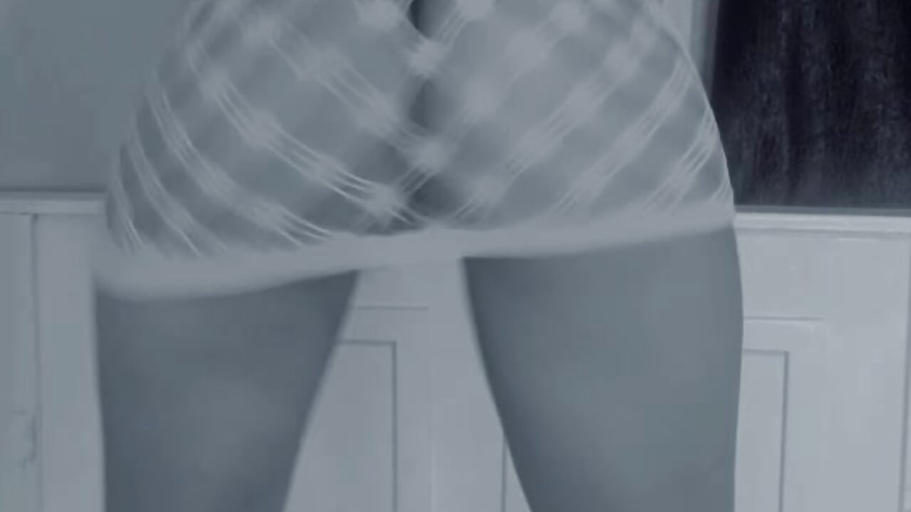 twerking - vidéo du modèle de showcams Freakybrowny