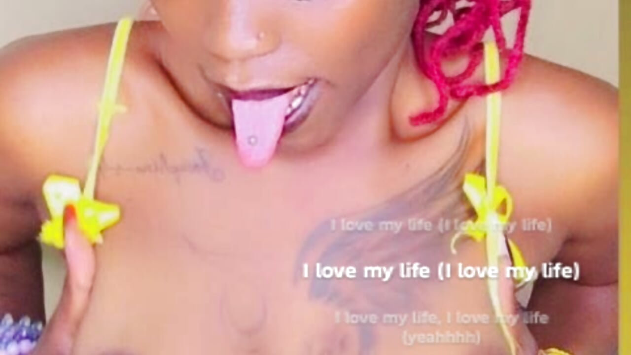 Boobs 👙 - clip cu EbonyStarlightx model videochat