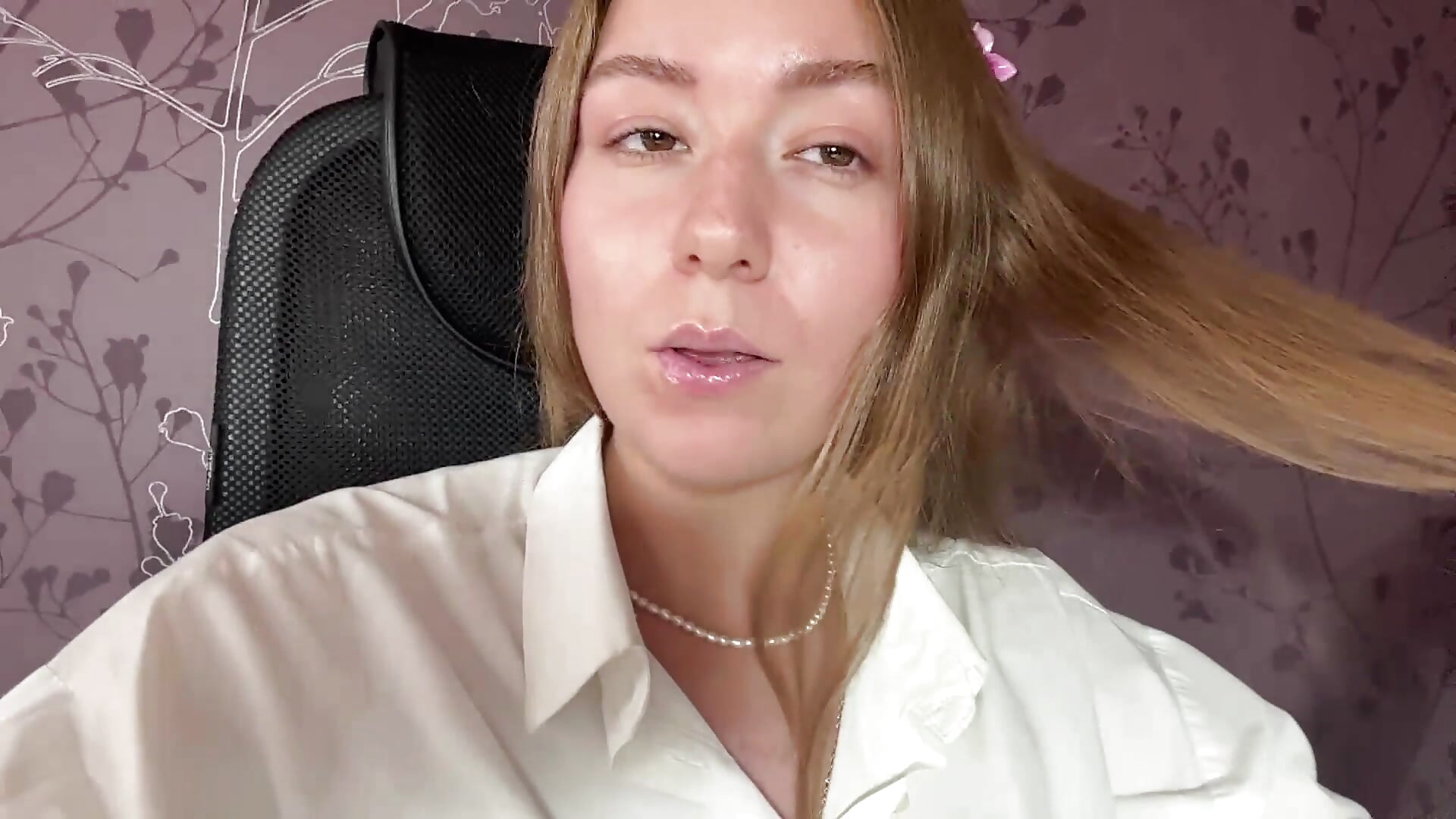 foxy - video by ChereeTyms cam model