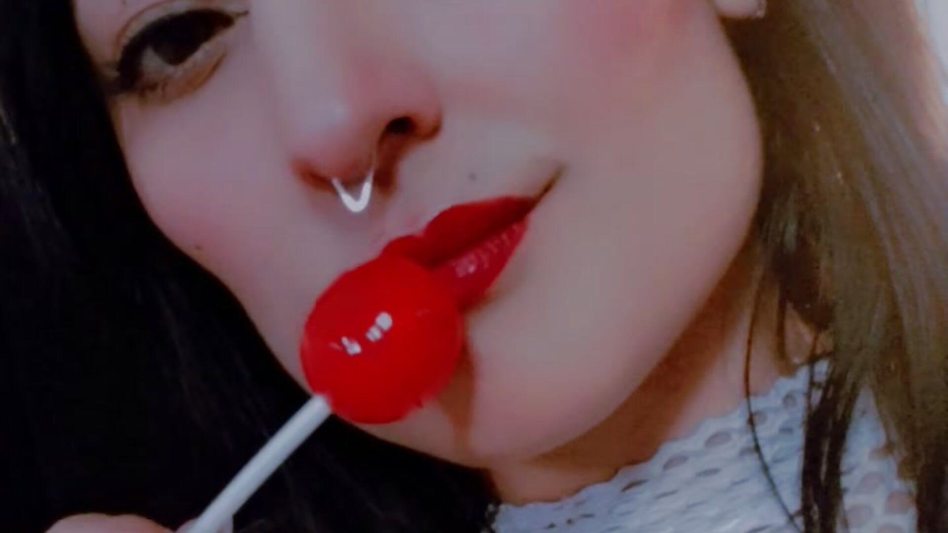 Hello .. 😏 - vídeo de nina_laurentt modelo de câmara