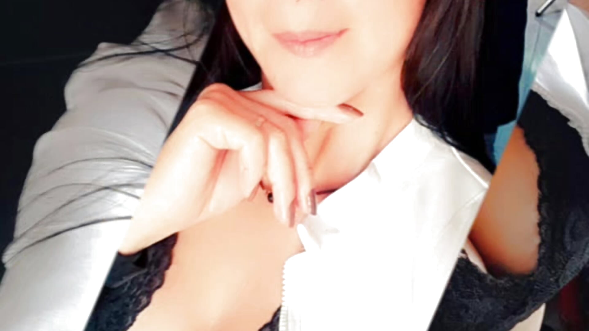 1000019894 - video by Danna_sween cam model