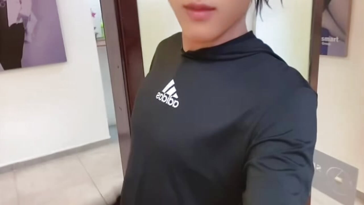 Hot🥵 - video by jessi_fem cam model
