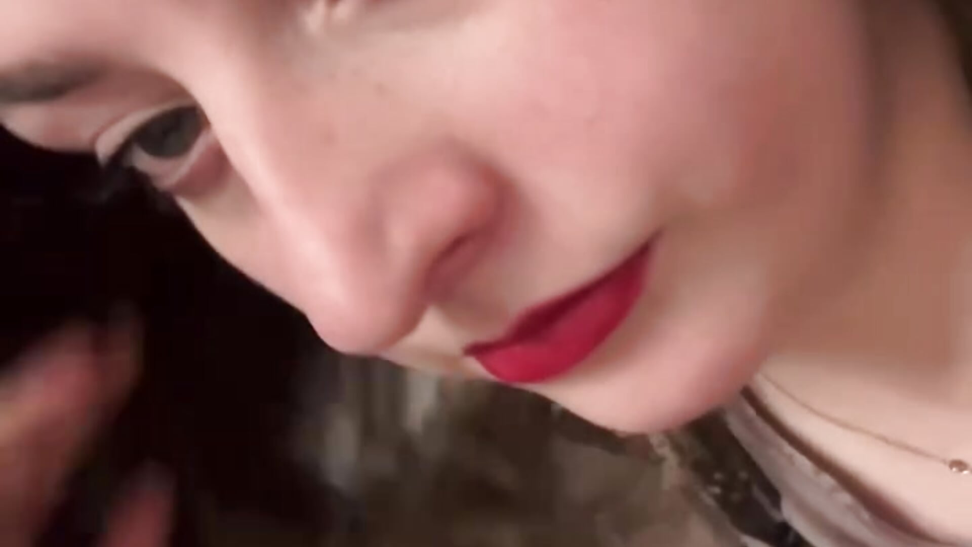 Hello :3 – video modela na kameri MadeleneEfrons