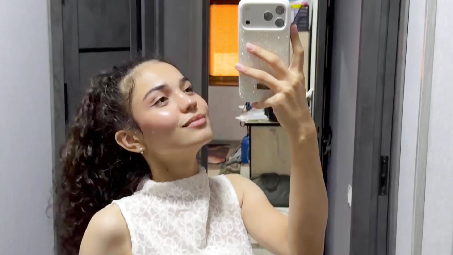quietly enjoying myself - vidéo du modèle de showcams BrendaBennett
