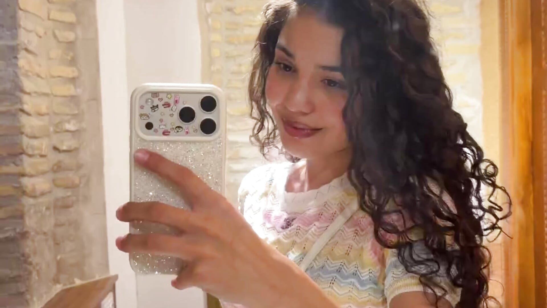 Smile for no reason 🥹 - vídeo de BrendaBennett modelo de câmara