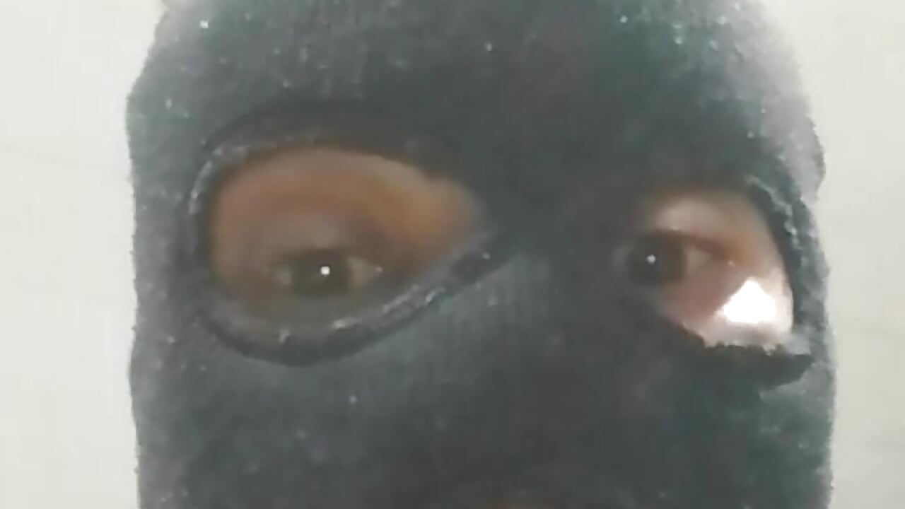 1000006568 – video modela na kameri monaedo
