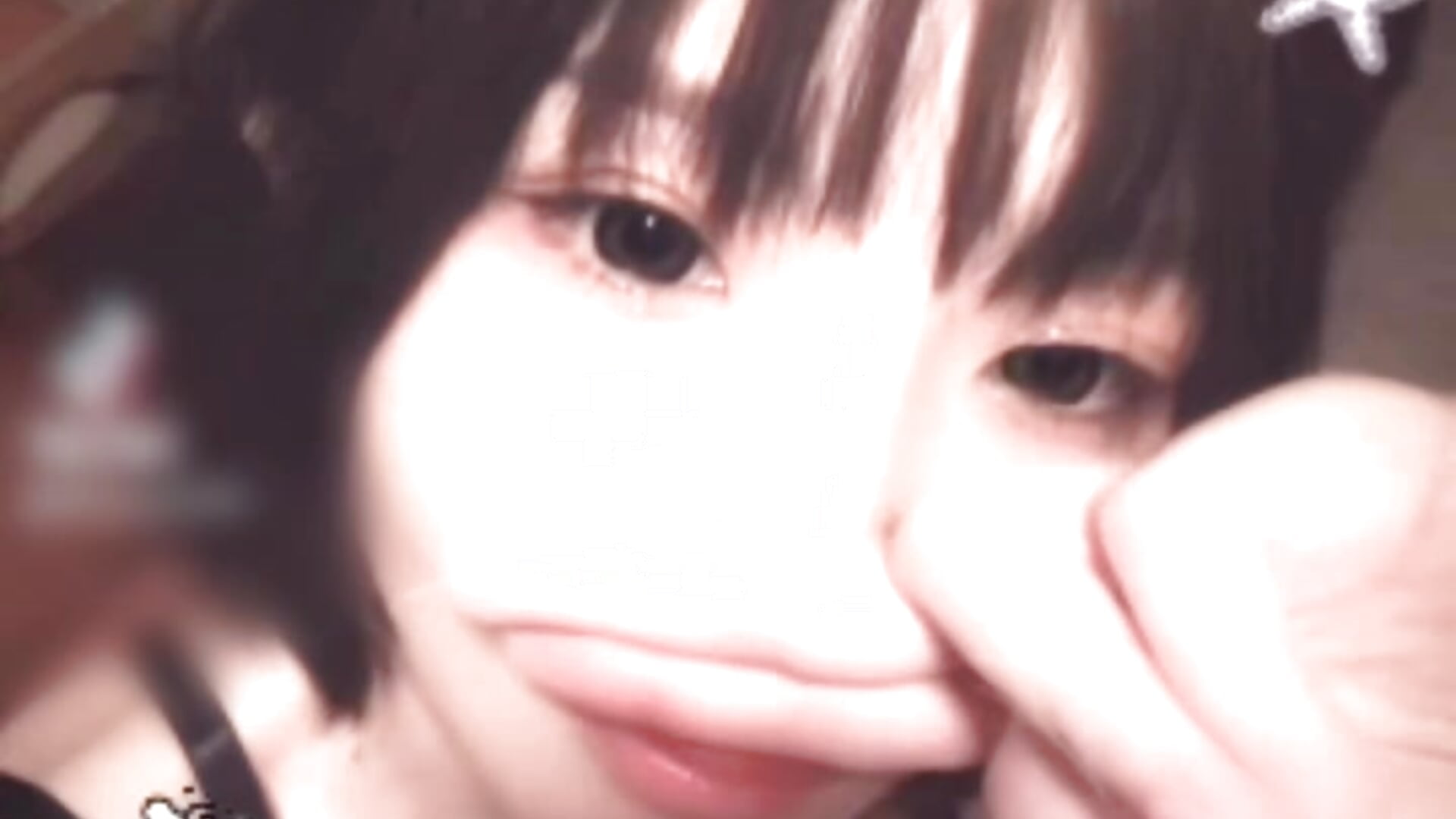 こんばんは…♡ - video by kurage_kura_ cam model