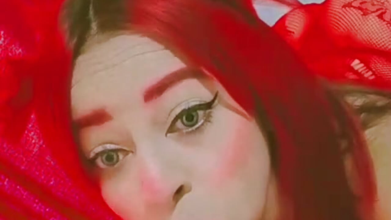 MELANI SEXY - Bitch_no_mercy adlı kamera modelinin videosu