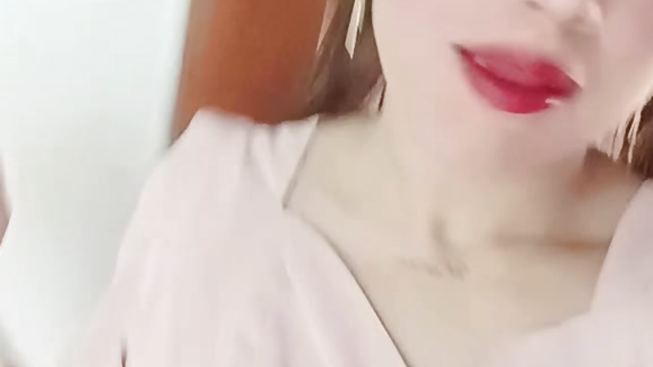 🍑😈🔥 - video by _Luna_Blooms cam model