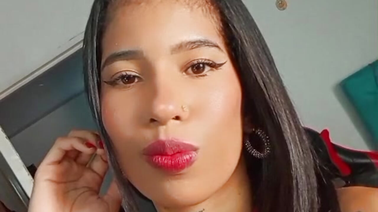 WhatsApp Video 2026-10-14 at 7,13,01 AM - video van jhoa69_lux cam-model