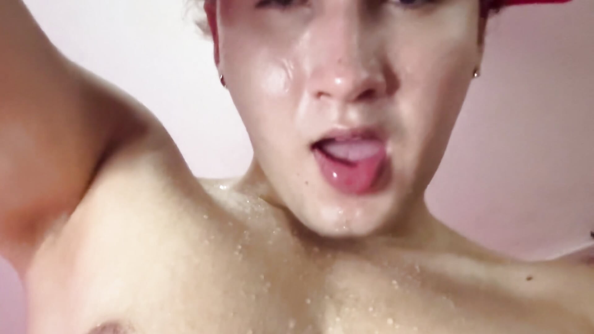 What's the view like from below? 😏💦 - video oleh model kamera Eiden_carter