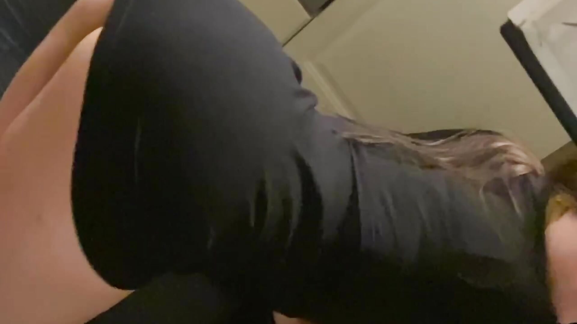 🍑 - video by EvelynFly cam model