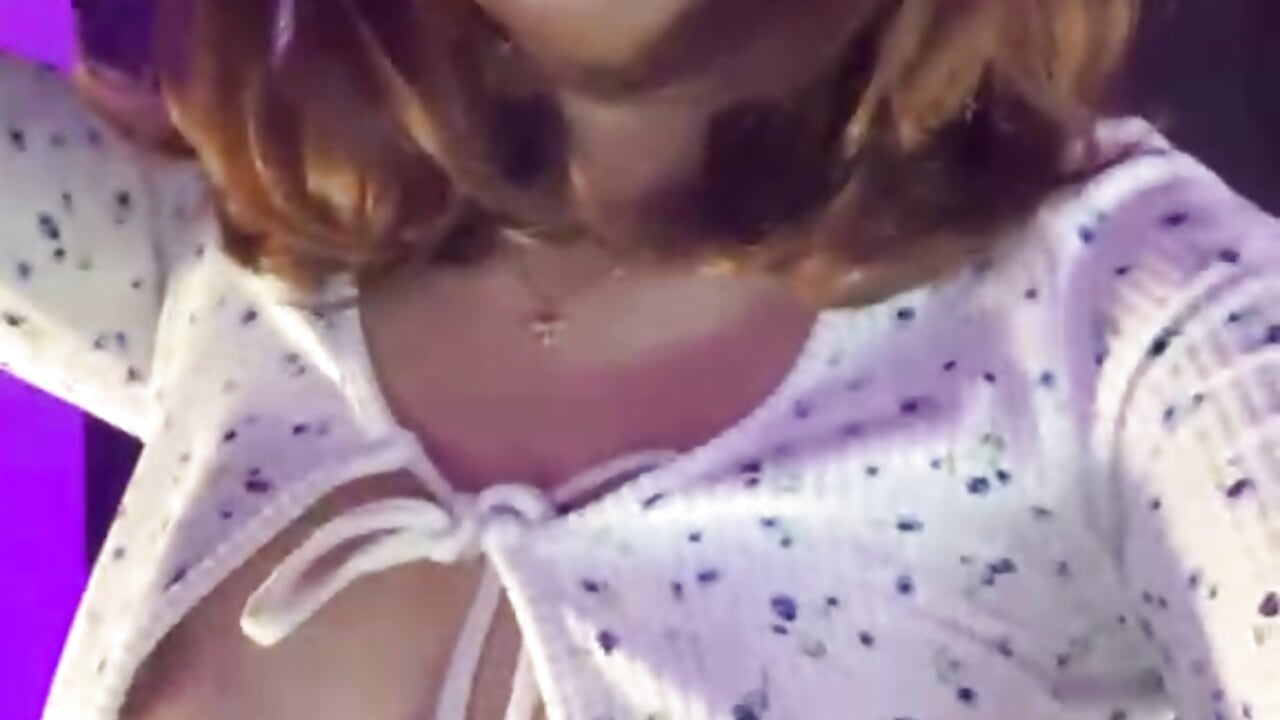 Hiiiiii thereeeeeee♥ – video af Emi_luv cam-model