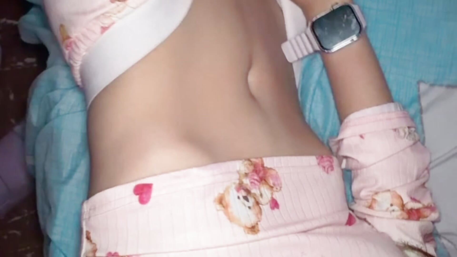 C4715BFD-9736-4544-9CF4-568EF519B503 - video van Ms_sunny cam-model