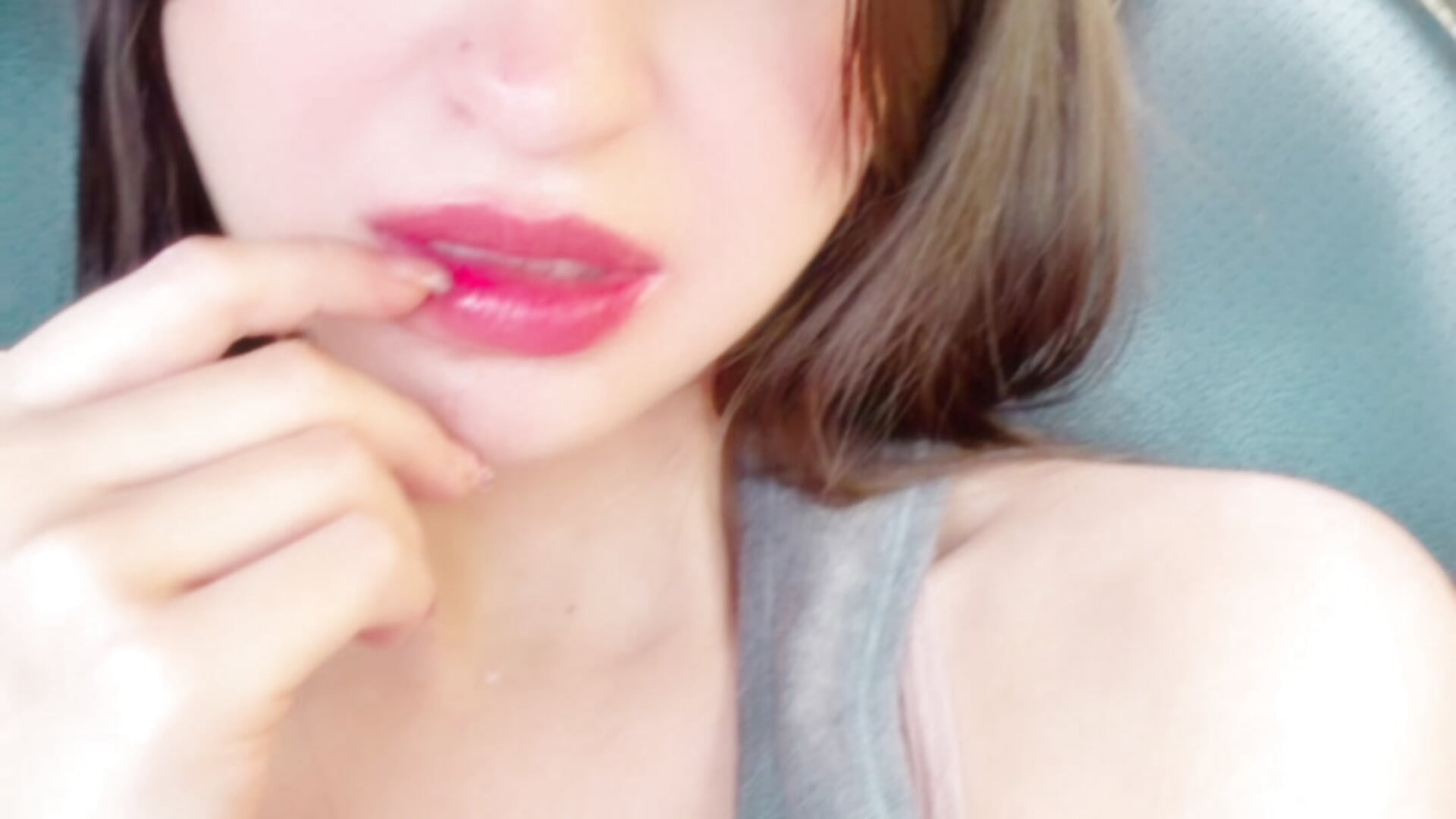 3E98677D-E0B3-4E32-B905-F744C87427ED - video van Ms_sunny cam-model