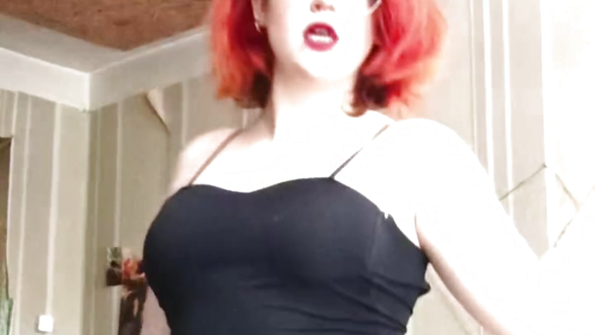 Do you like my dence ? – video modela na kameri Fimidaa