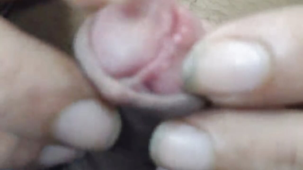penis hole💋🍆(you love it, its pink💗)
