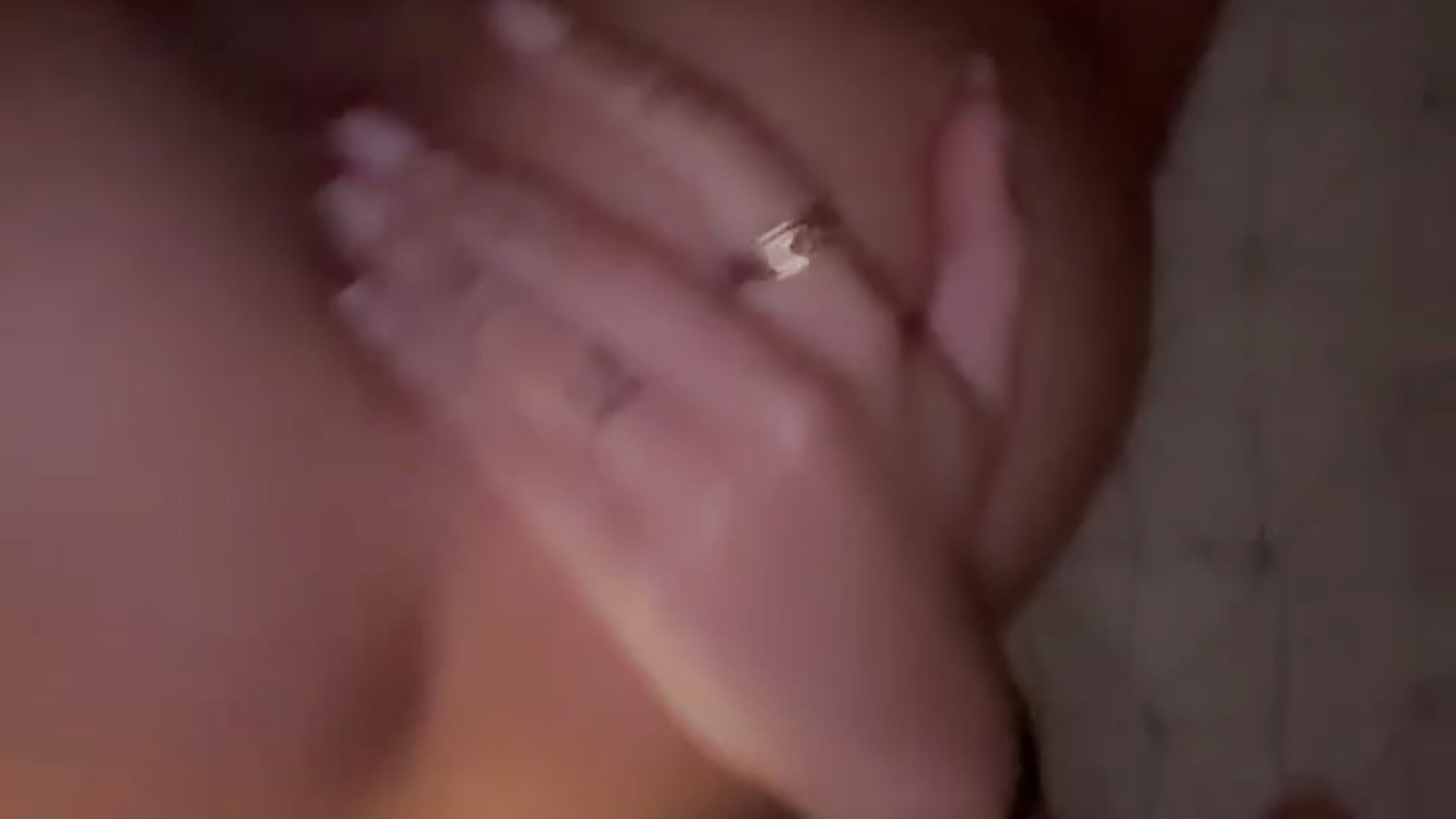 Mon cul et la chatte vu en levrette - video by lolitapourlesintime cam model