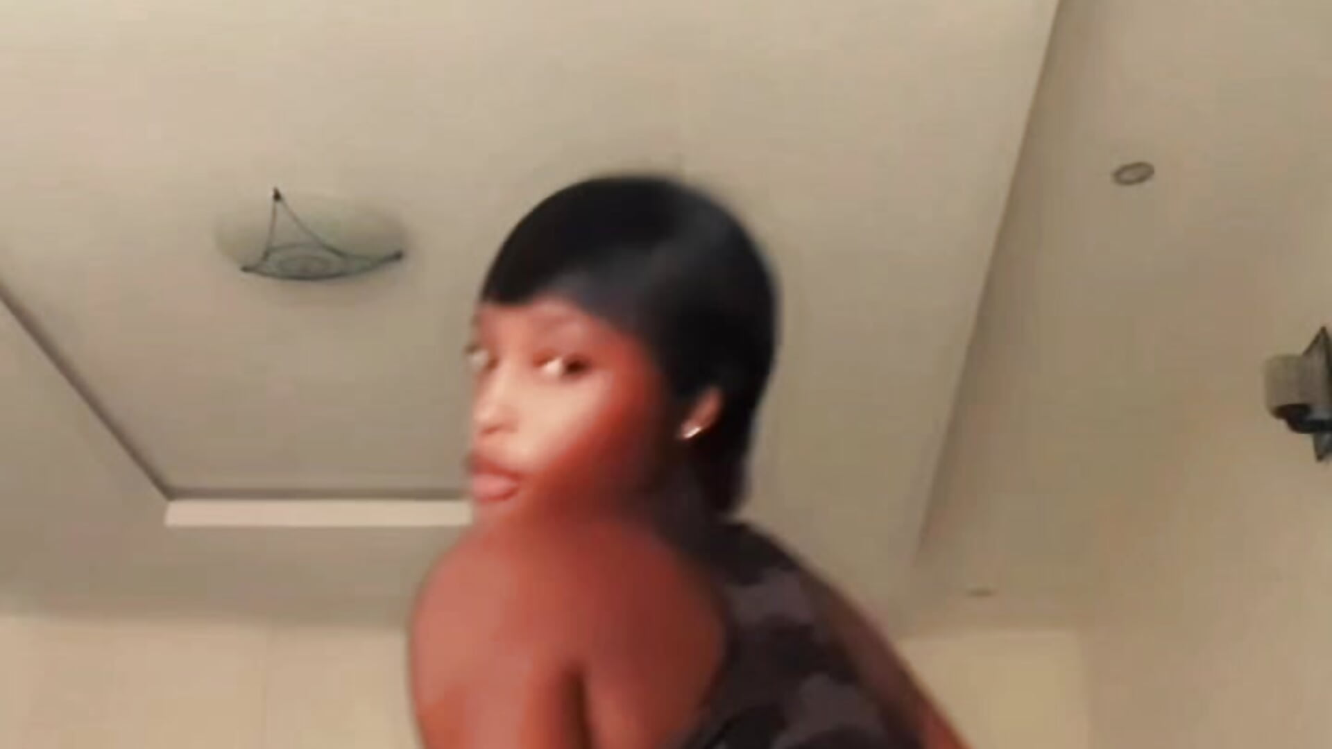 Sexy asf😝 - video SweetMuna kameramallilta