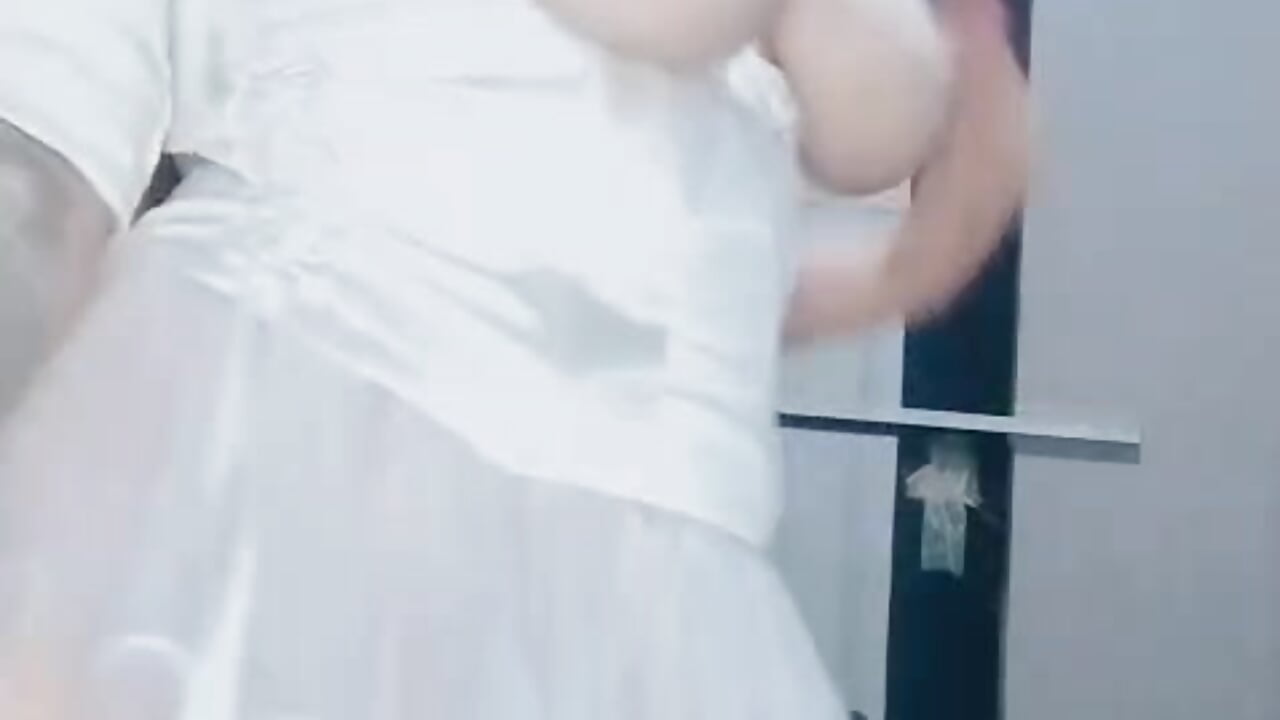 Me diz se gosta - vídeo de la modelo de cam ruivinha_gsts