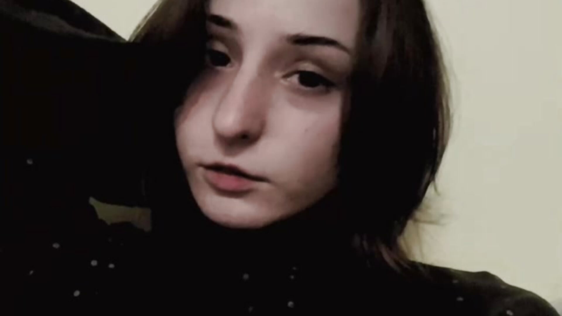 me^^ - video by NightHina cam model
