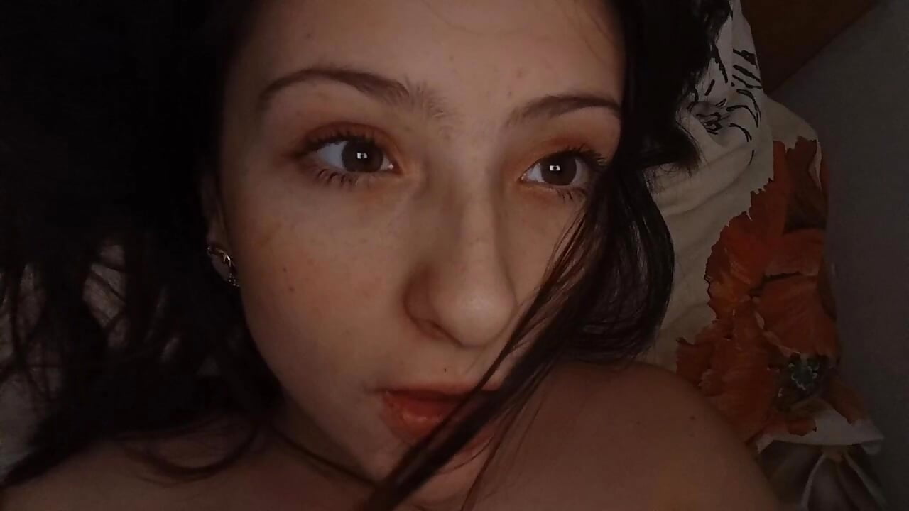 how deeply u can see my eyes－カメラキャストのOoh_nymphsの動画