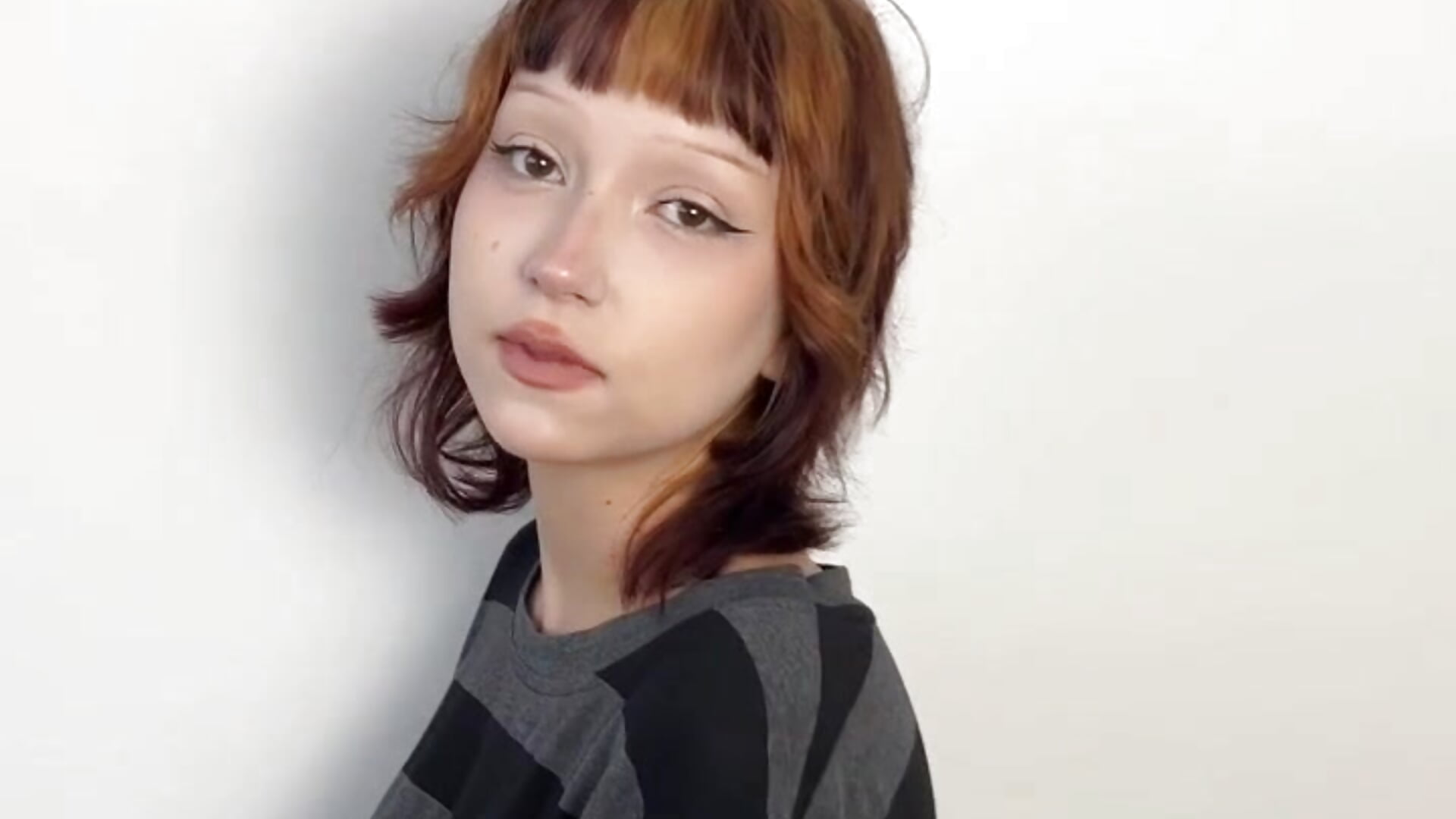 its me - video by WinifredCrisalli cam model