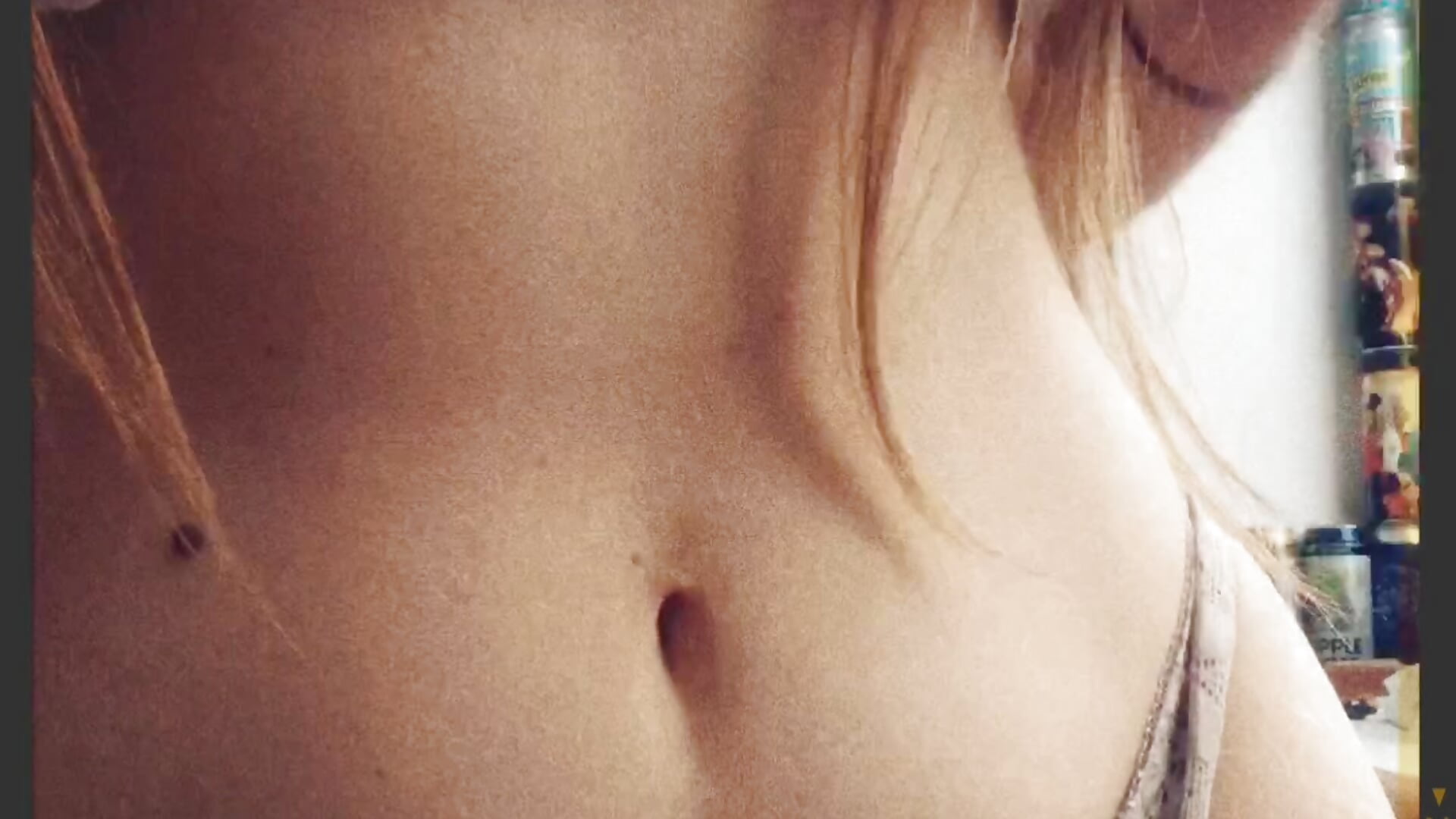 That’s a magnificent little belly - Vídeo de Millie_Mint, modelo de vídeos