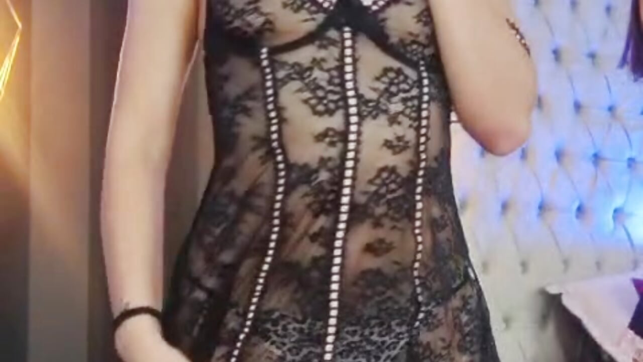 Sexy movs! – video modela na kameri MoreAlice