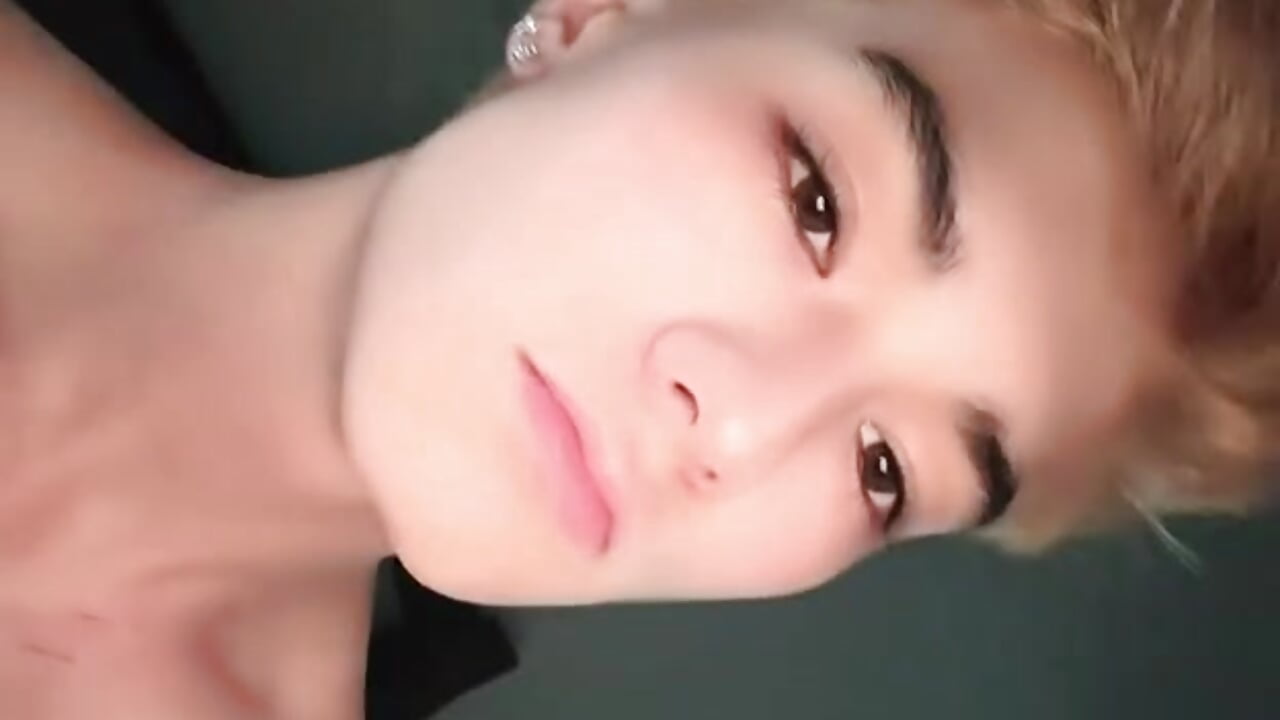It's me - video by littleprince_xs cam model