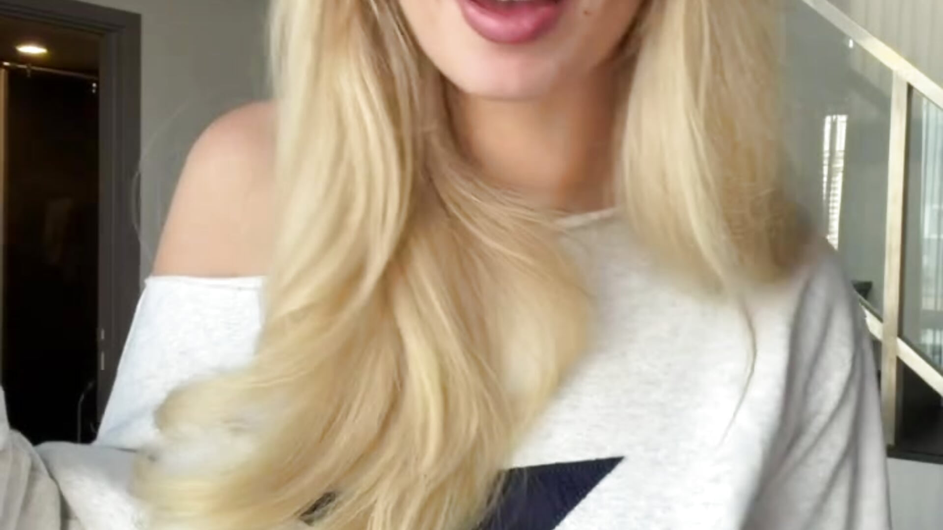 good morning ⭐️ - clip cu PollyDolly model videochat