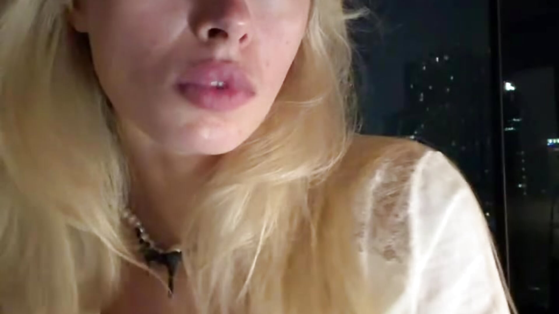 acts of disobedience - clip cu PollyDolly model videochat