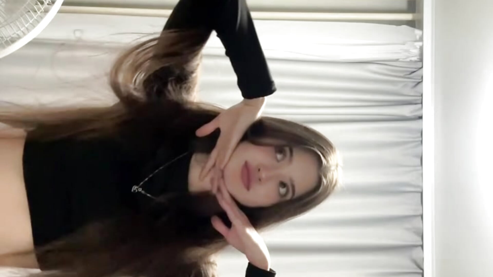 Little Secret – video modela na kameri NicolleBarreto