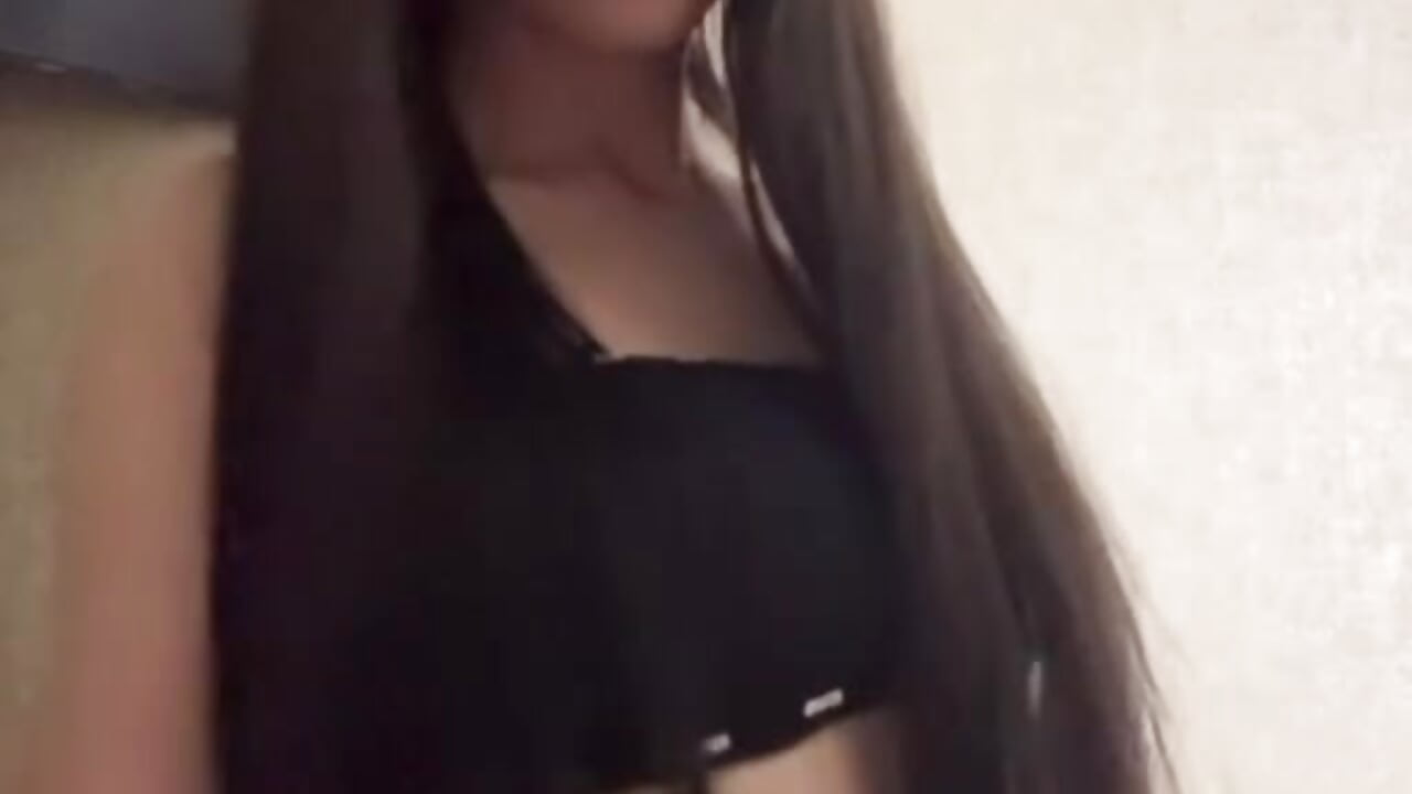 Few lipsings