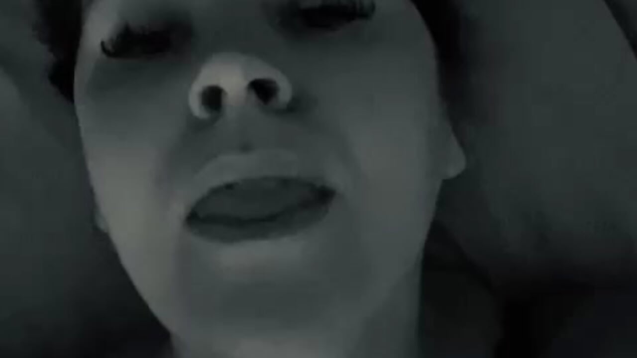 Let the queen tease you!!