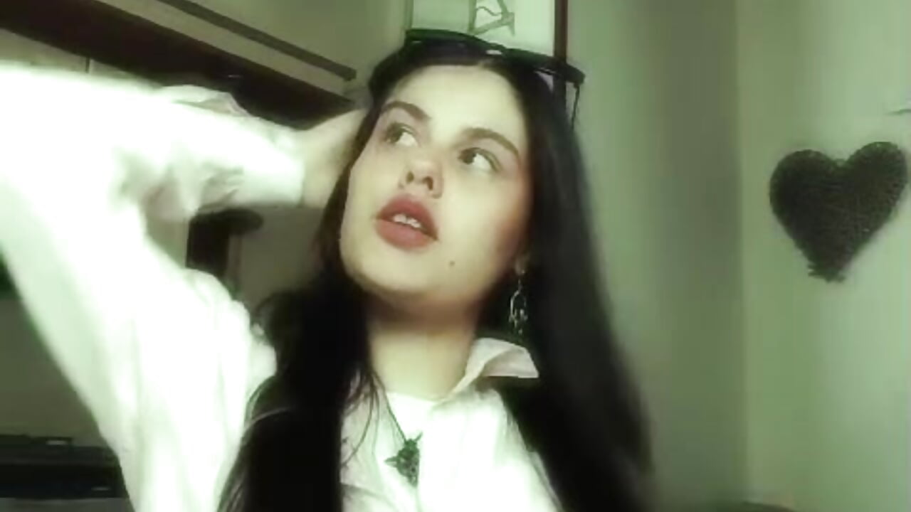 Lovely me – video modela na kameri Dark_Soda