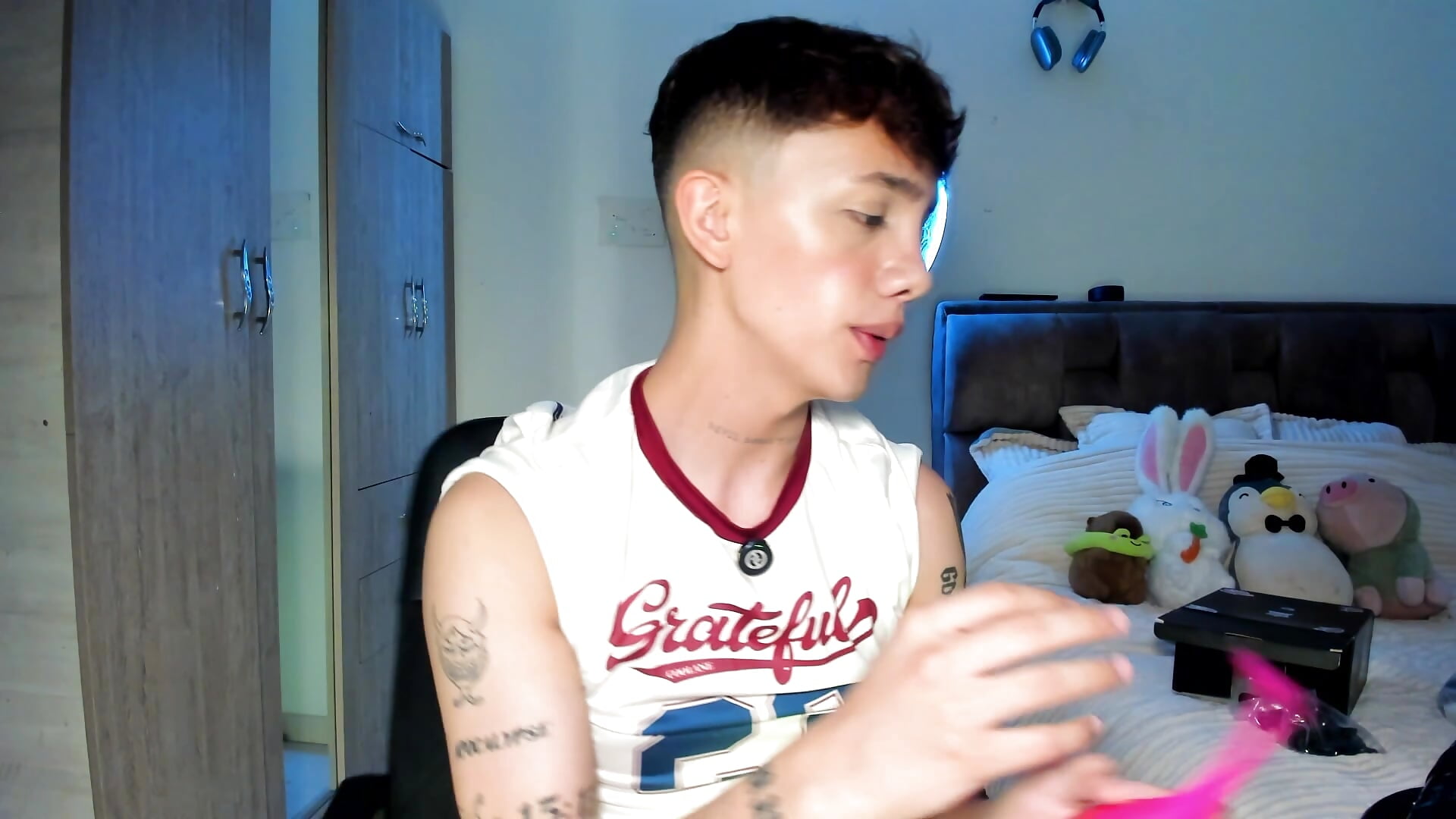 Timothy_ros – popularni video modela na kameri 1941